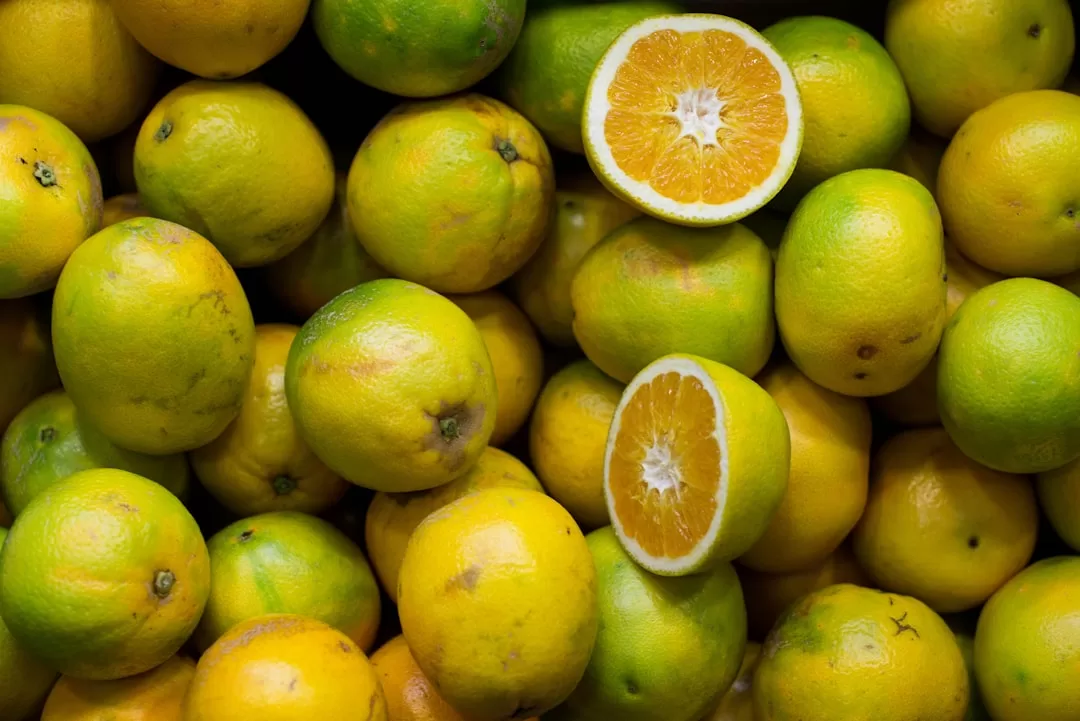 Receita de Psarakia Lemonata: Peixe Grelhado com Limão e Ervas